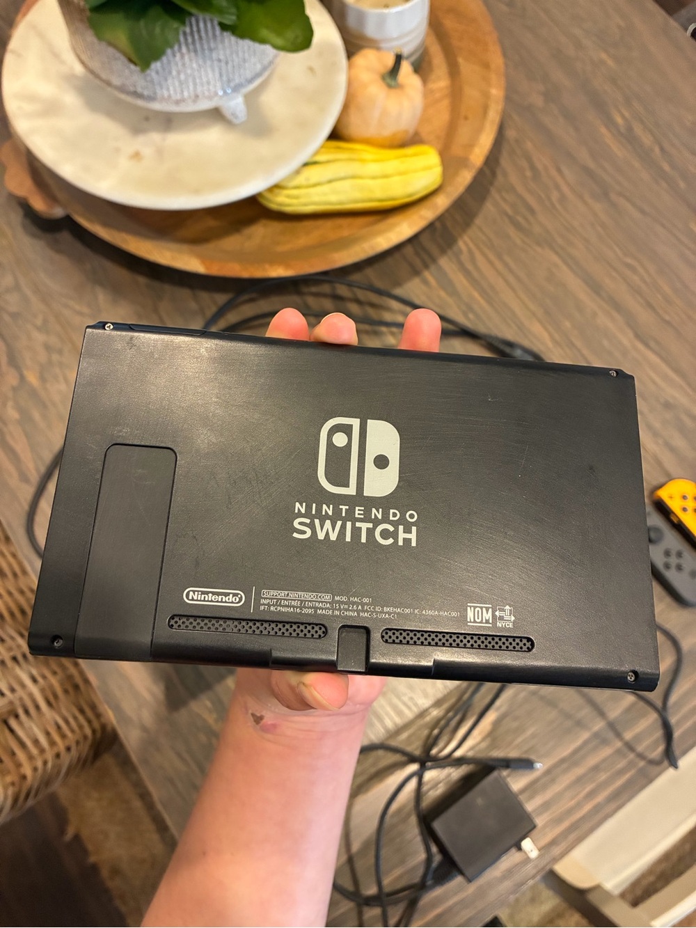 Nintendo Switch - Picture 7 of 10